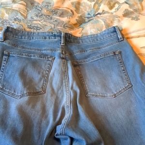 Ladies Loft Curvy Kick crop jeans